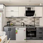 Old Town 5 Min 2bed 1000 Mbps Wi-fi アパート *